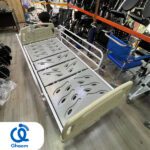 تخت بیمارستانی برقی سه شکن با تنظیم ارتفاع